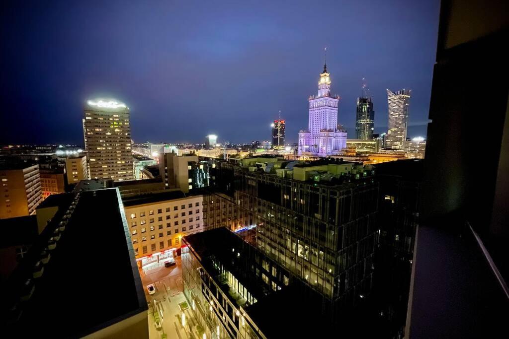 Orange Metro Fast Wifi 1Gbs Big Tv Hbo Appletv Apartment Warsaw Exterior photo